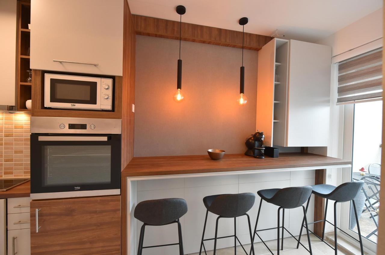 Sky Lux Apartman กอร์นีย์มิลาโนวัซ ภายนอก รูปภาพ